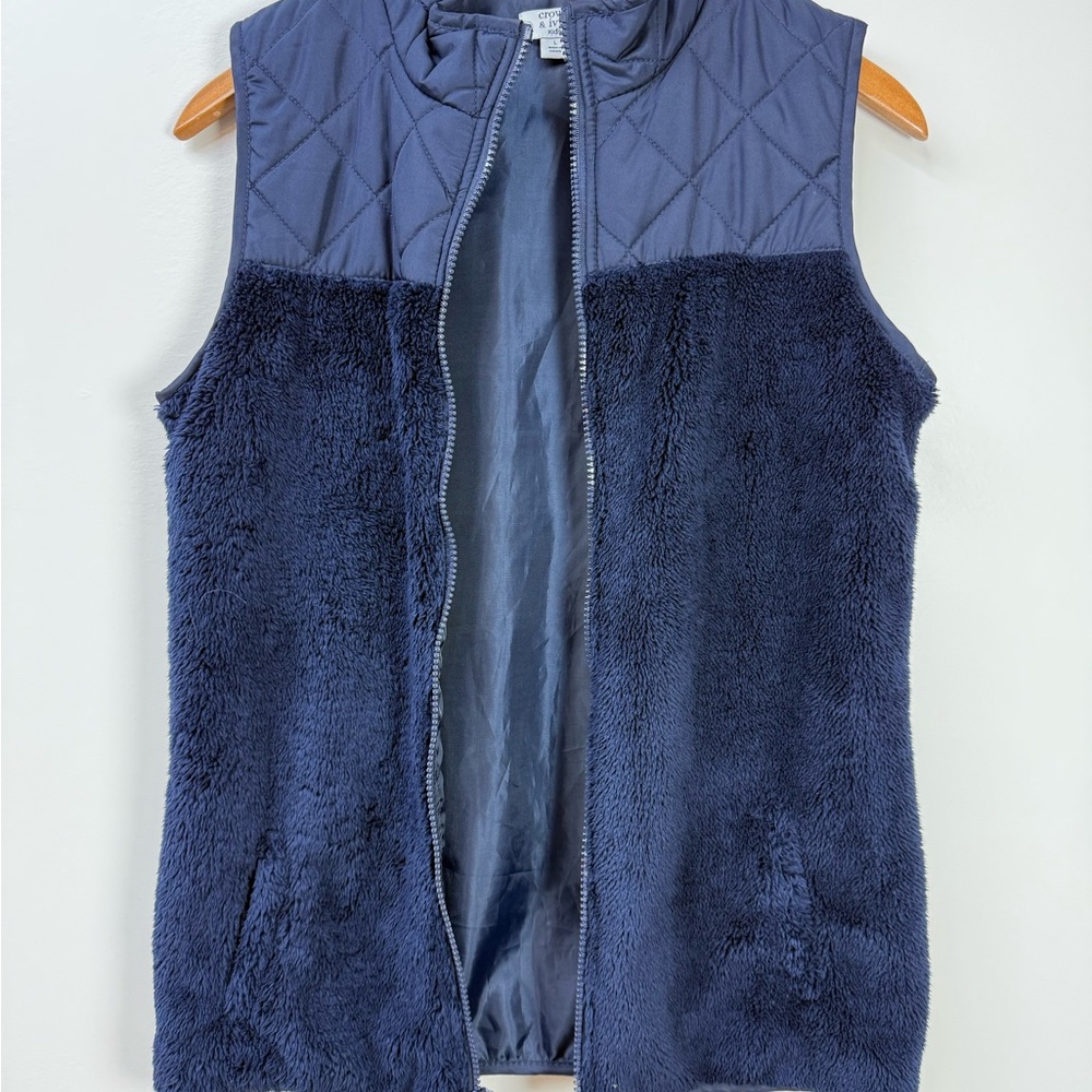 CROWN & IVY Navy Blue Quilted Kids Vest size L (Unisex) - Picture 4 of 9